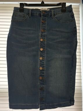 Denim Button-Front Midi Skirt - Blue